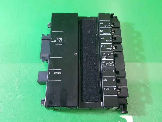 Body Control Module (BCM) Mercedes-Benz E-Class (2004)
