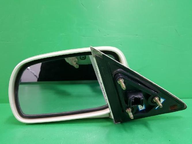 Side Mirror Left (LH) Hyundai Equus (2001–2002)
