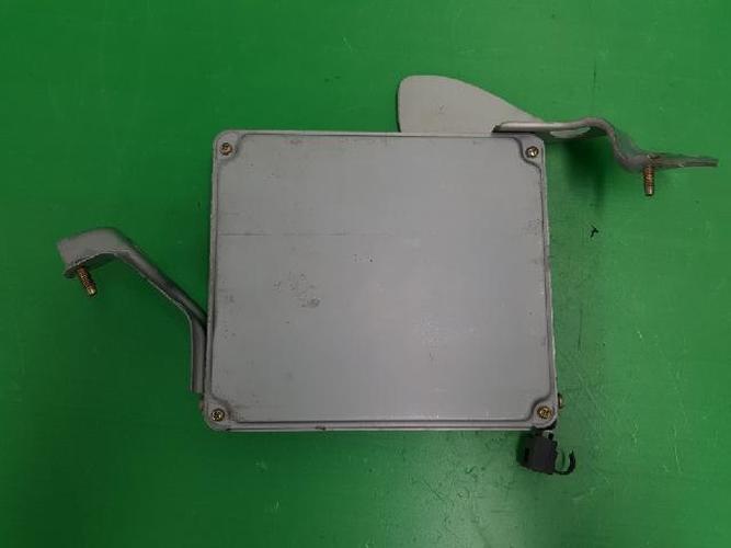 Блок управления двигателем (ECU) Lexus ES (2004)