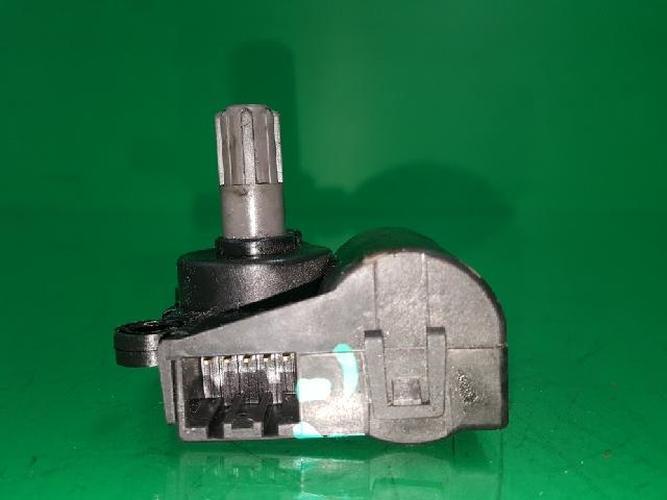 Body Control Module (BCM) Kia K5 (2015)
