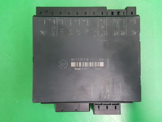 Body Control Module (BCM) Mercedes-Benz S-Class (2000)