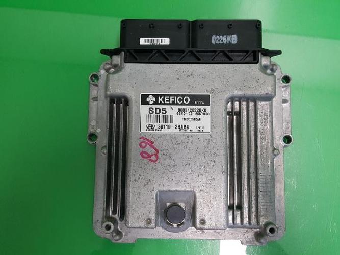 Блок управления двигателем (ECU) Hyundai Elantra (2013)