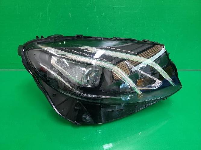 Headlight Right (RH) Mercedes-Benz E-Class (2016)