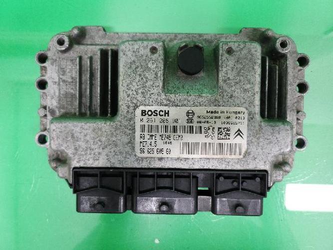 Блок управления двигателем (ECU) Peugeot 206 (2007)