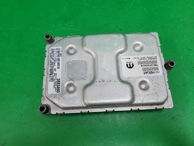 Блок управления двигателем (ECU) Chrysler 200 (2015)
