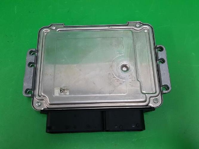 Блок управления двигателем (ECU) Hyundai Tucson (2006)