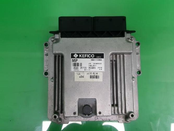 Блок управления двигателем (ECU) Kia K7 (2014)