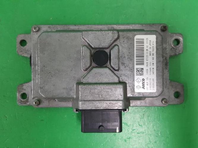 Body Control Module (BCM) Renault SM3 (2011)