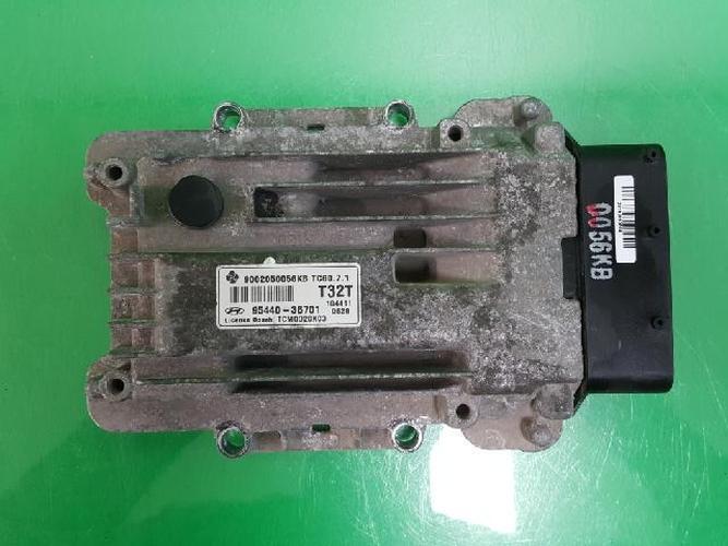 Transmission Control Unit (TCU) Hyundai Santa Fe (2011)
