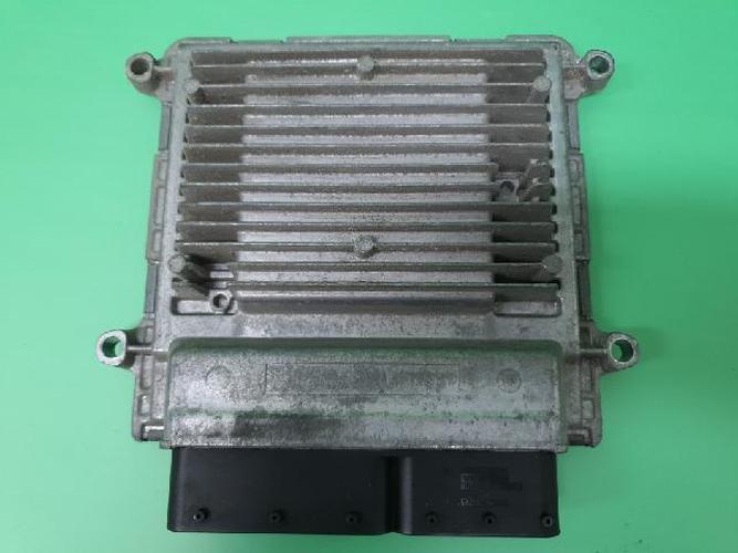 Блок управления двигателем (ECU) Dodge Caliber (2010)
