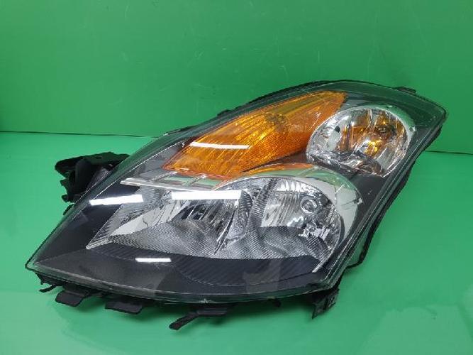 Фара передняя левая Nissan Altima (2009)