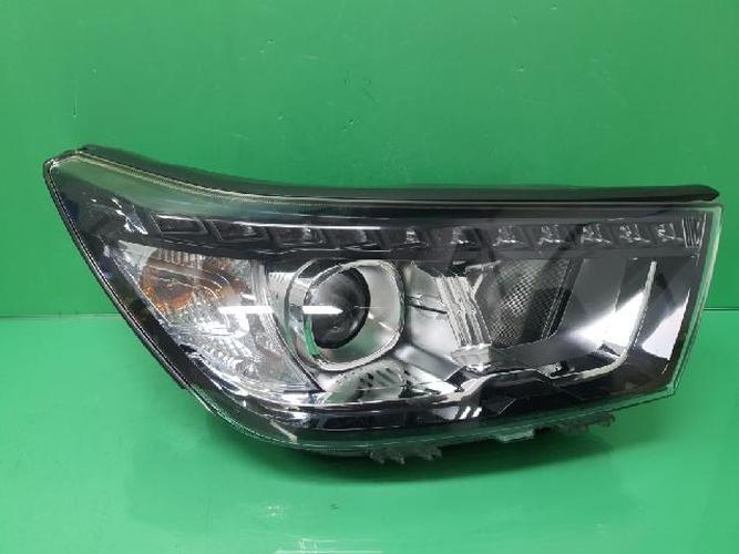 Фара передняя правая SsangYong Tivoli (2017)