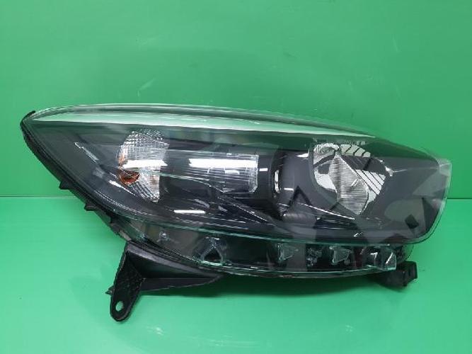 Headlight Right (RH) Renault QM3 (2016)