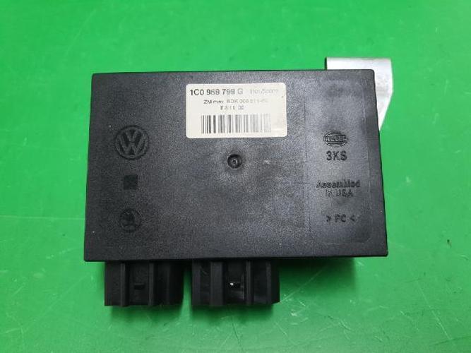 Body Control Module (BCM) Volkswagen Beetle (2002)