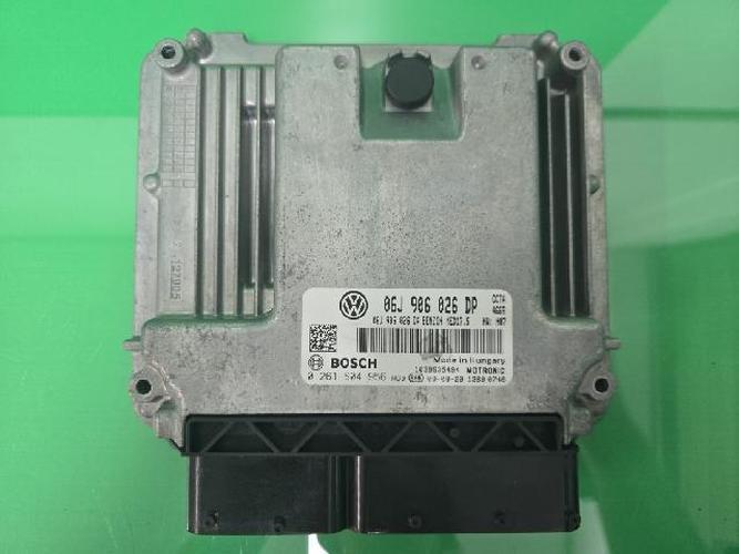 Блок управления двигателем (ECU) Volkswagen Tiguan (2010)