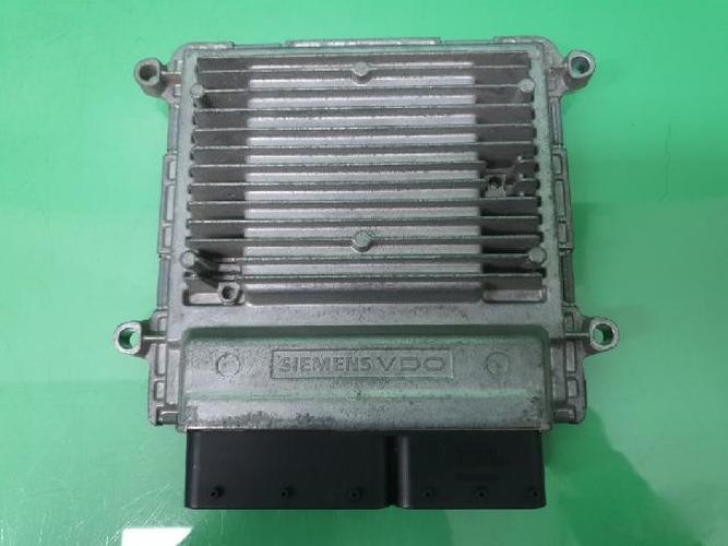 Блок управления двигателем (ECU) Dodge Caliber (2010)