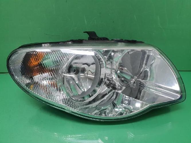 Фара передняя правая Chrysler Grand Voyager (2007)