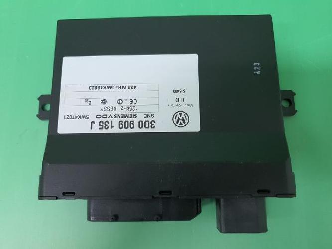 Body Control Module (BCM) Porsche Cayenne (2004)