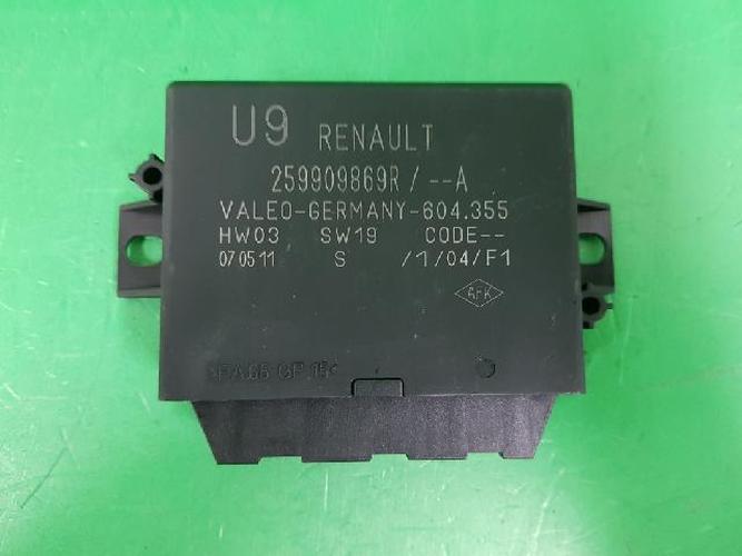 Body Control Module (BCM) Renault SM5 (2012)