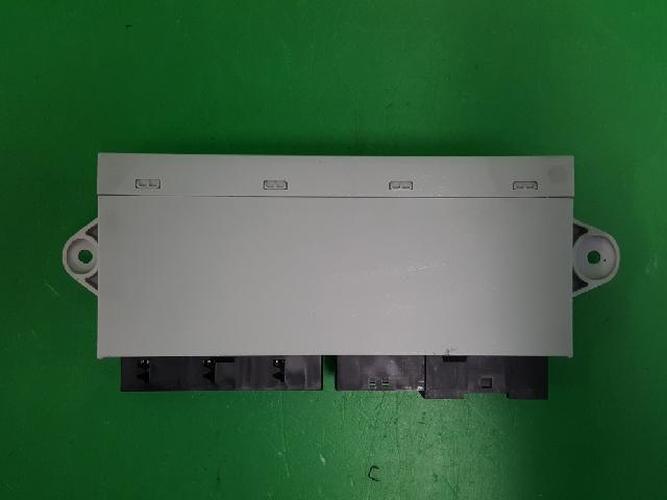 Body Control Module (BCM) BMW 7 Series (2002)