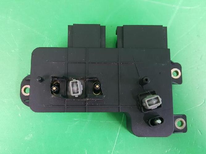 Body Control Module (BCM) Audi A6 (2006)
