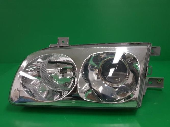 Headlight Right (RH) Hyundai Trajet (2004)