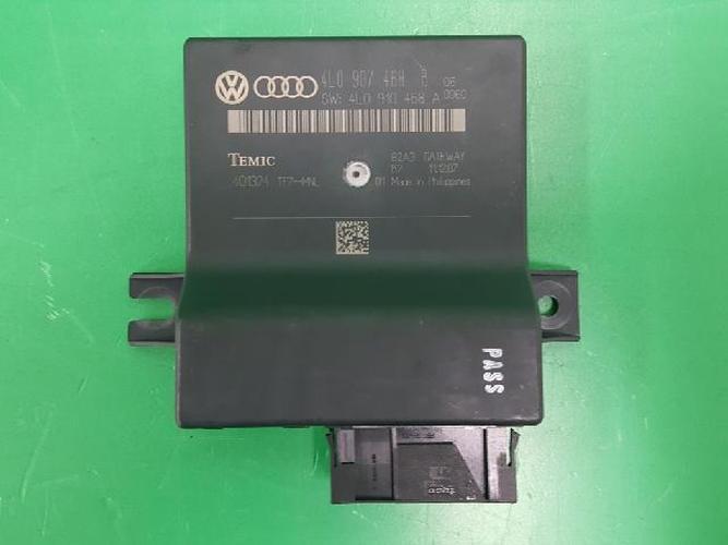 Body Control Module (BCM) Audi A6 (2008)