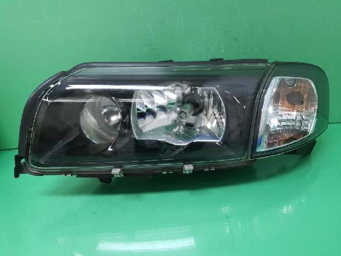Фара передняя левая Volvo S80 (2004–2006)