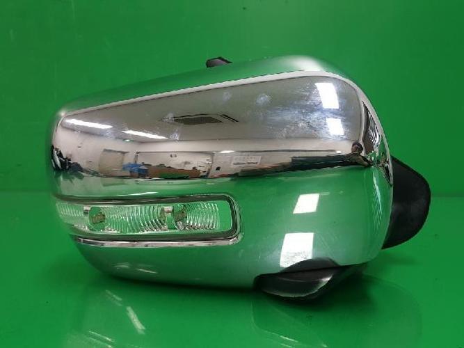 Side Mirror Right (RH) Kia Mohave (2008)