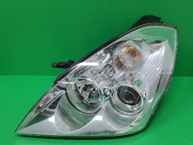 Headlight Left (LH) Ford Focus (2014)