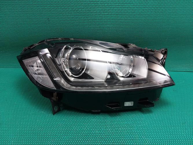 Headlight Right (RH) Jaguar XF (2016)