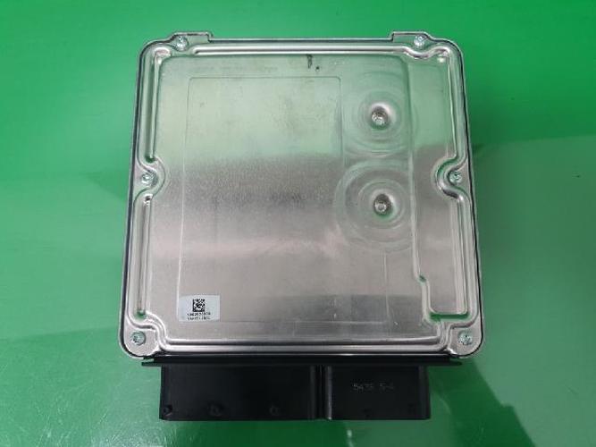 Блок управления двигателем (ECU) Audi A4 (2009)