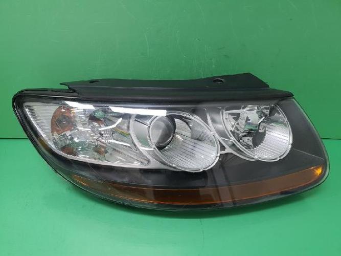 Фара передняя правая Hyundai Santa Fe (2008)