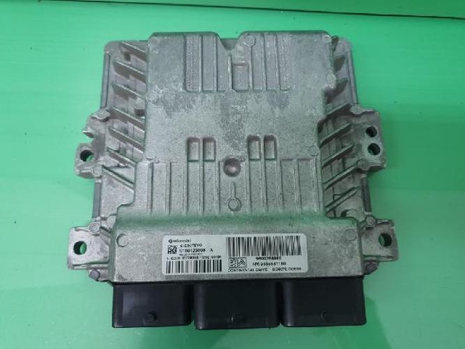 Блок управления двигателем (ECU) Peugeot 308 (2014)