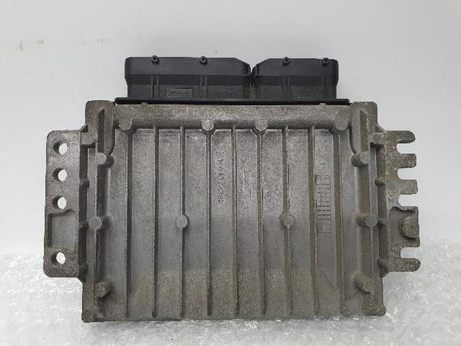 Блок управления двигателем (ECU) Chevrolet Magnus (2002–2004)