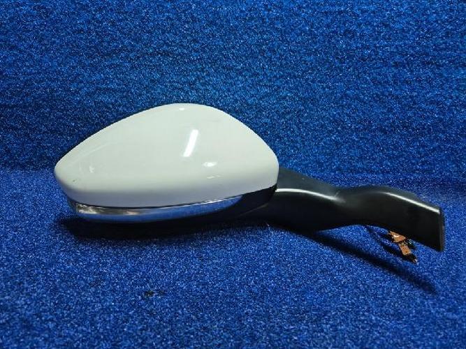 Side Mirror Right (RH) Peugeot 2008 (2016)
