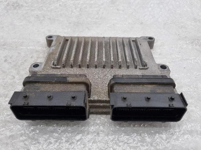 Блок управления двигателем (ECU) Hyundai Equus (2012)