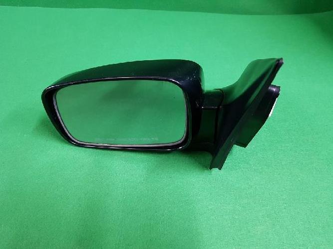 Side Mirror Left (LH) Kia Sorento (2002)