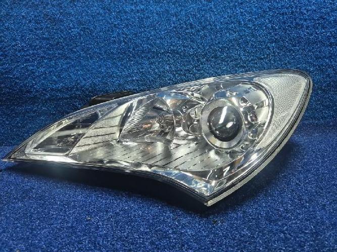 Фара передняя левая Hyundai Genesis (2009–2010)