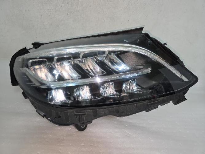 Headlight Right (RH) Mercedes-Benz C-Class (2016–2019)