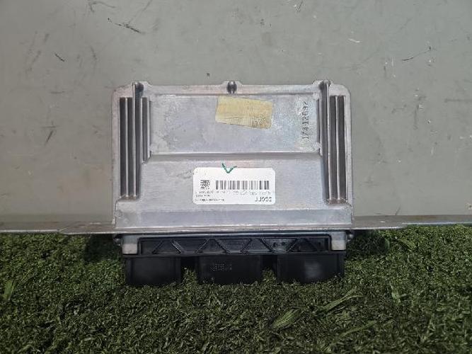 Блок управления двигателем (ECU) Ford Taurus (2012)