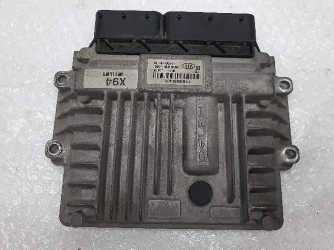 Engine Control Unit (ECU) Kia Carnival (2010)