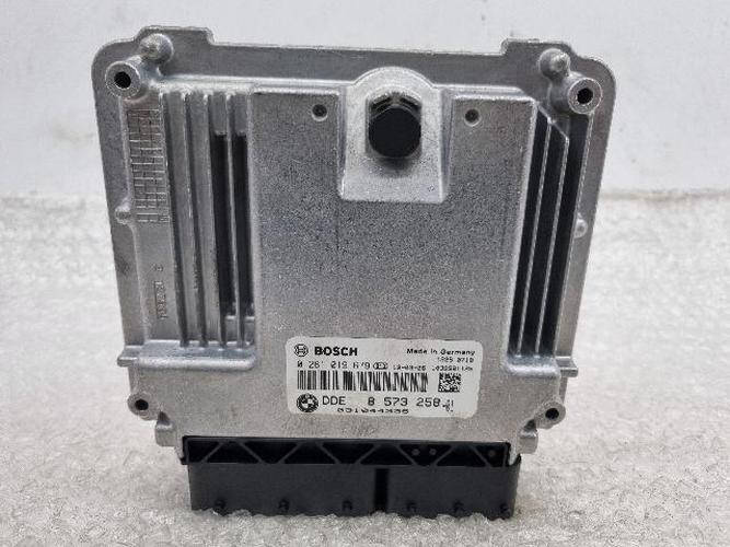 Блок управления двигателем (ECU) BMW 1 Series (2013)