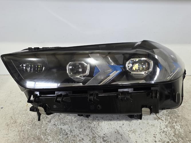 Фара передняя левая BMW X5 (2023)