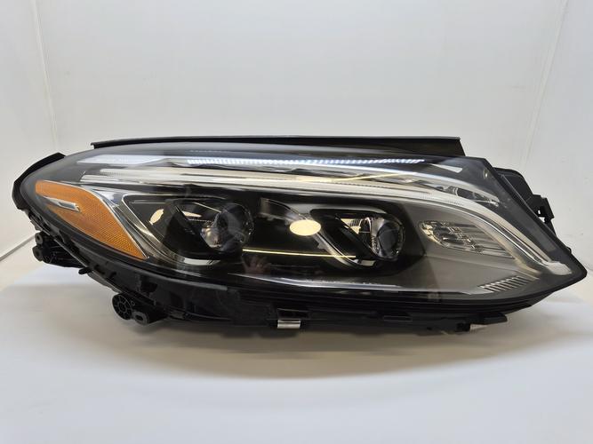 Headlight Right (RH) Mercedes-Benz GLE-Class (2019)