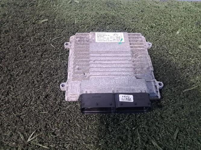 Блок управления двигателем (ECU) Kia K7 (2011)