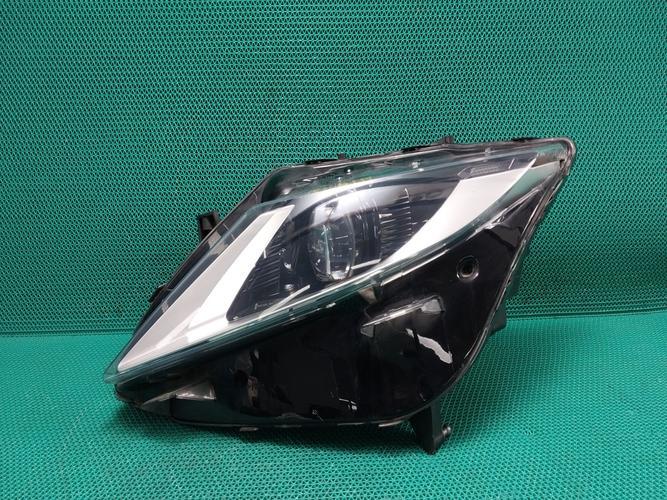 Headlight Left (LH) Lincoln MKZ (2016)