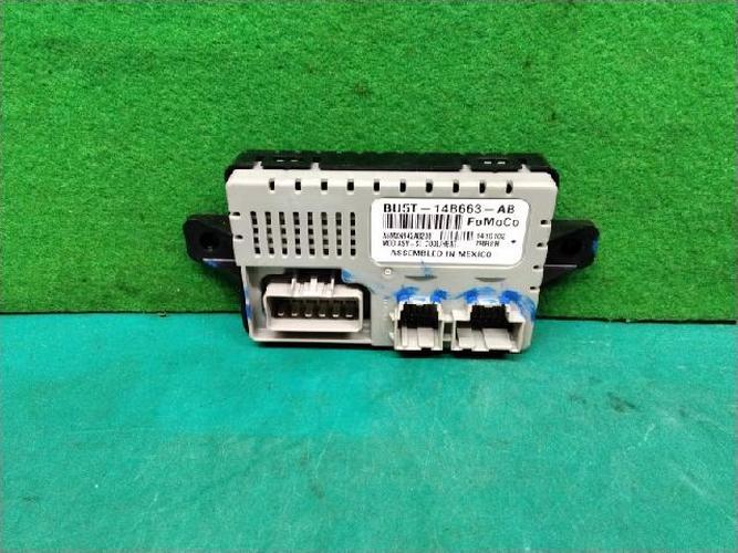 Electronic Module Lincoln MKS (2014) — item 543413
