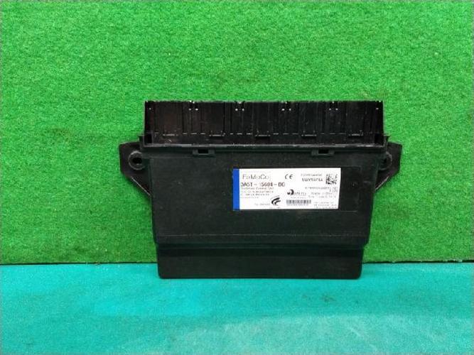Body Control Module (BCM) Lincoln MKS (2014)