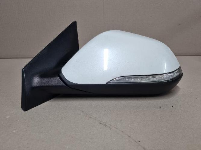 Side Mirror Left (LH) Hyundai Sonata (2016–2018)